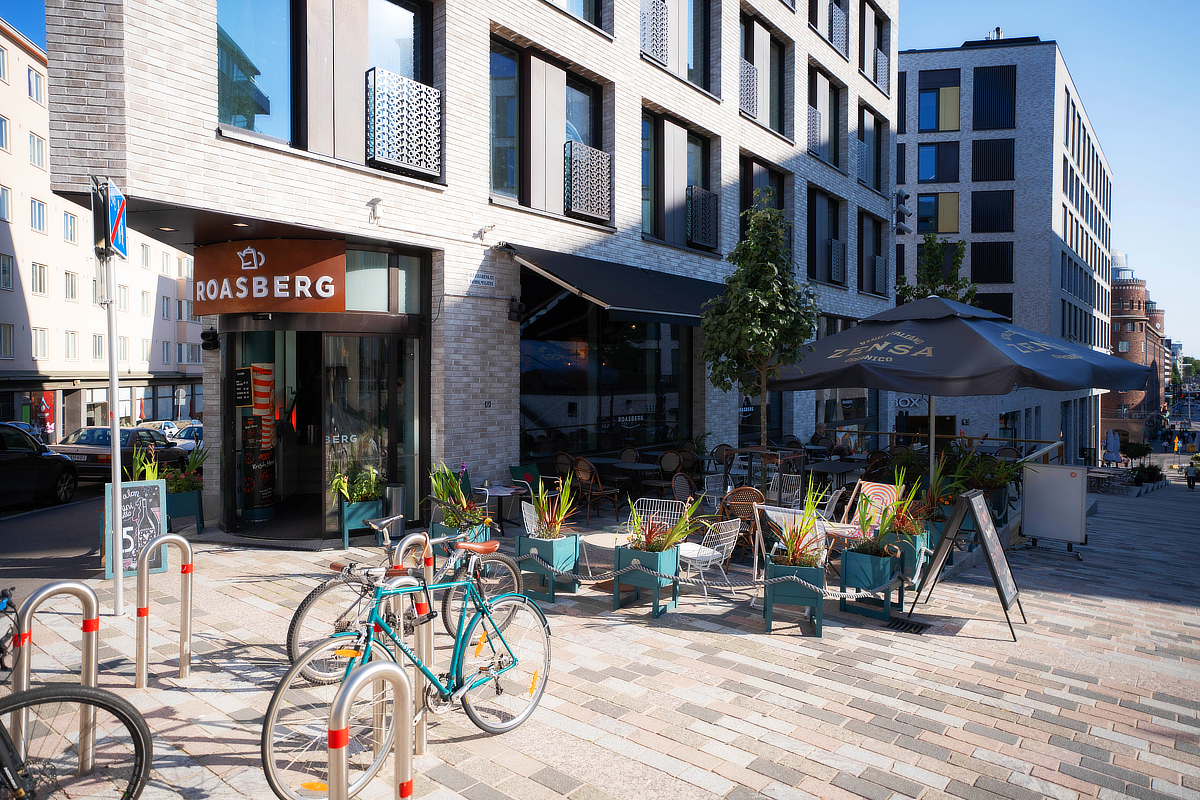 Street view of Siltasaarenkatu 13 showing the copper Roasberg sign on the corner